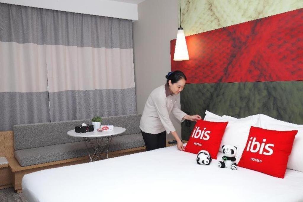 Ibis Ya An Langqiao Hotel Ya'an Exterior photo